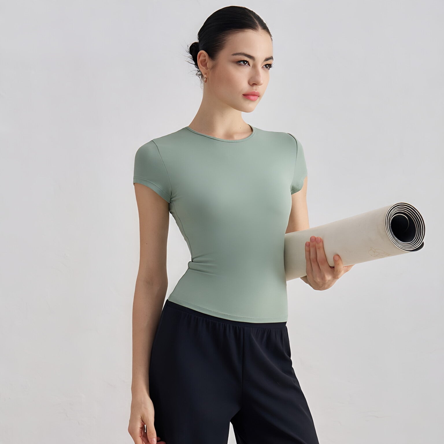 Women Bare Feel Waist-Cinching Short Sleeve T-Shirt