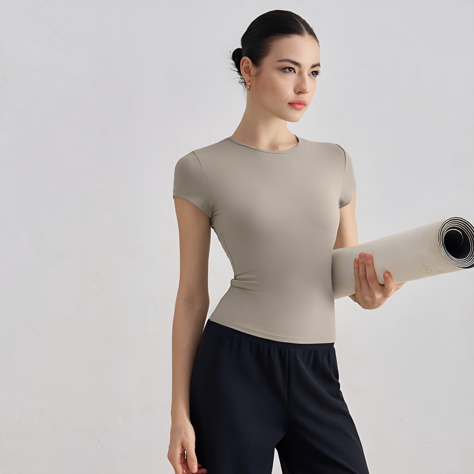 Women Bare Feel Waist-Cinching Short Sleeve T-Shirt