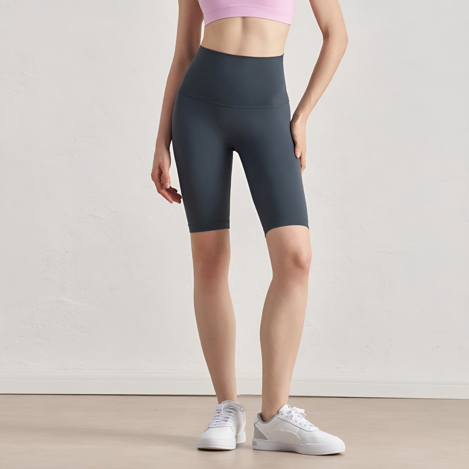 NULS Seamless High Waist Shorts Peach Lift No Front Seam 5" Gym