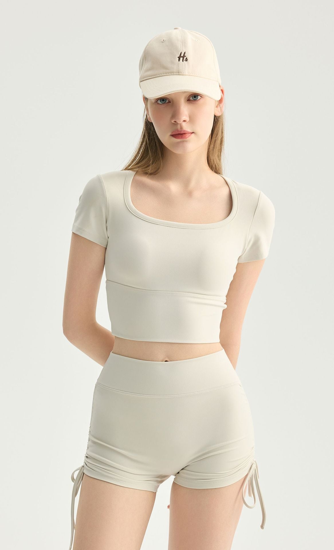 Square Neck Yoga Top Padded Bra Face Slimming Pilates