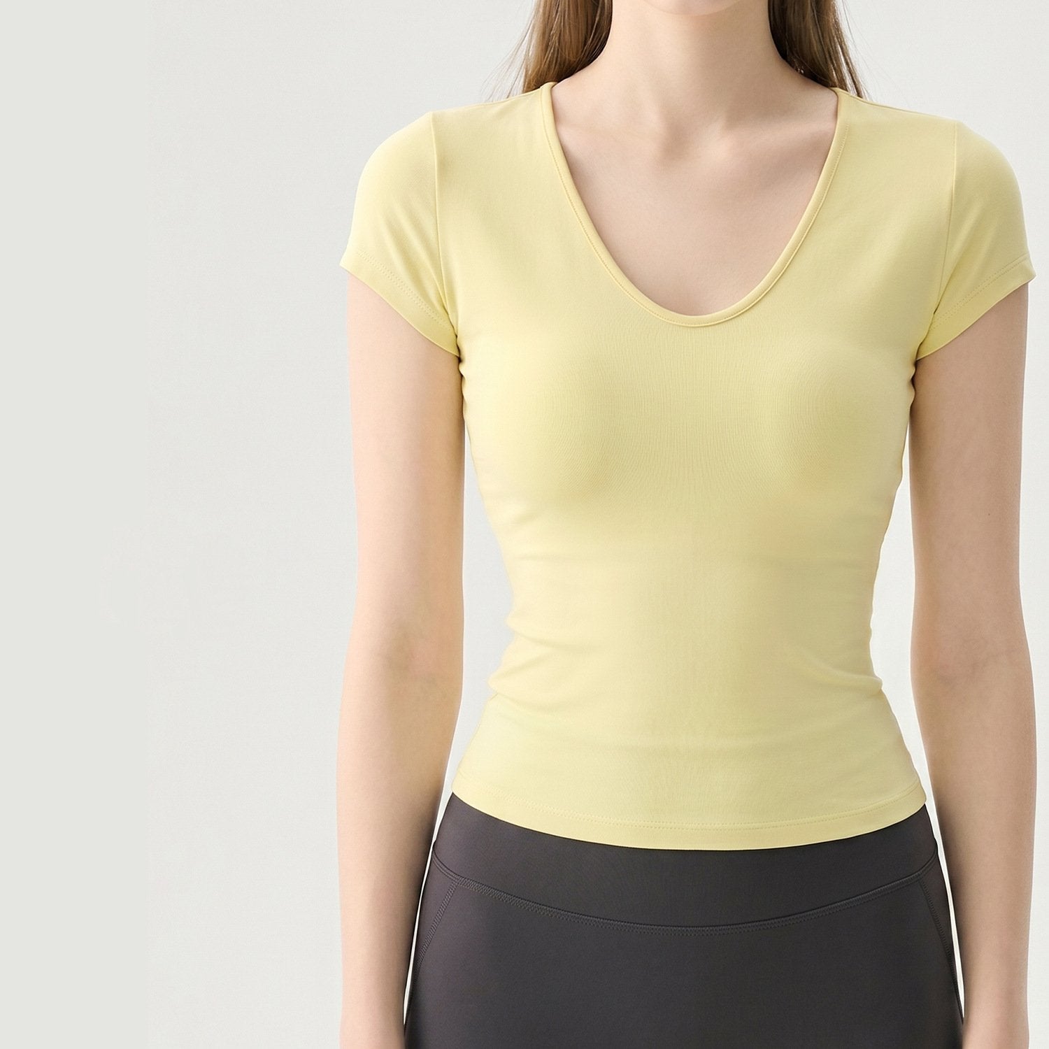 Wholesale Snatched Waist Yoga Top Women Fitted Body-Hugging Sweat-Wicking Four-Way Stretch Active Tee