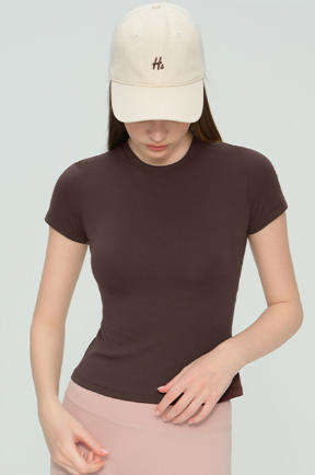 Wholesale Trendy Essential Yoga Top Women Snatched Fit Cropped Short Sleeve Figure Flattering Tee