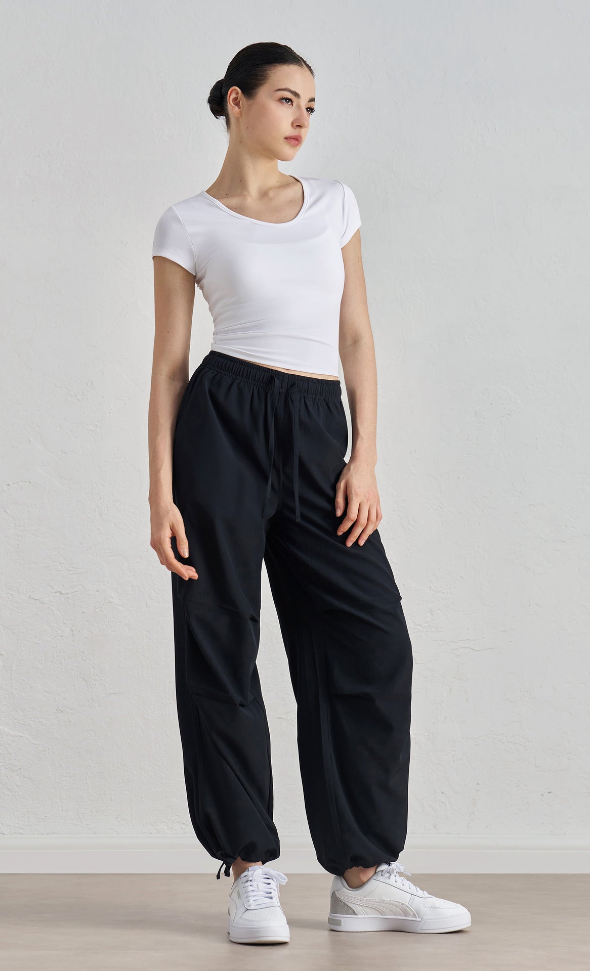 Women Sculpting Yoga Top Fitted Waist Short Sleeve Workout