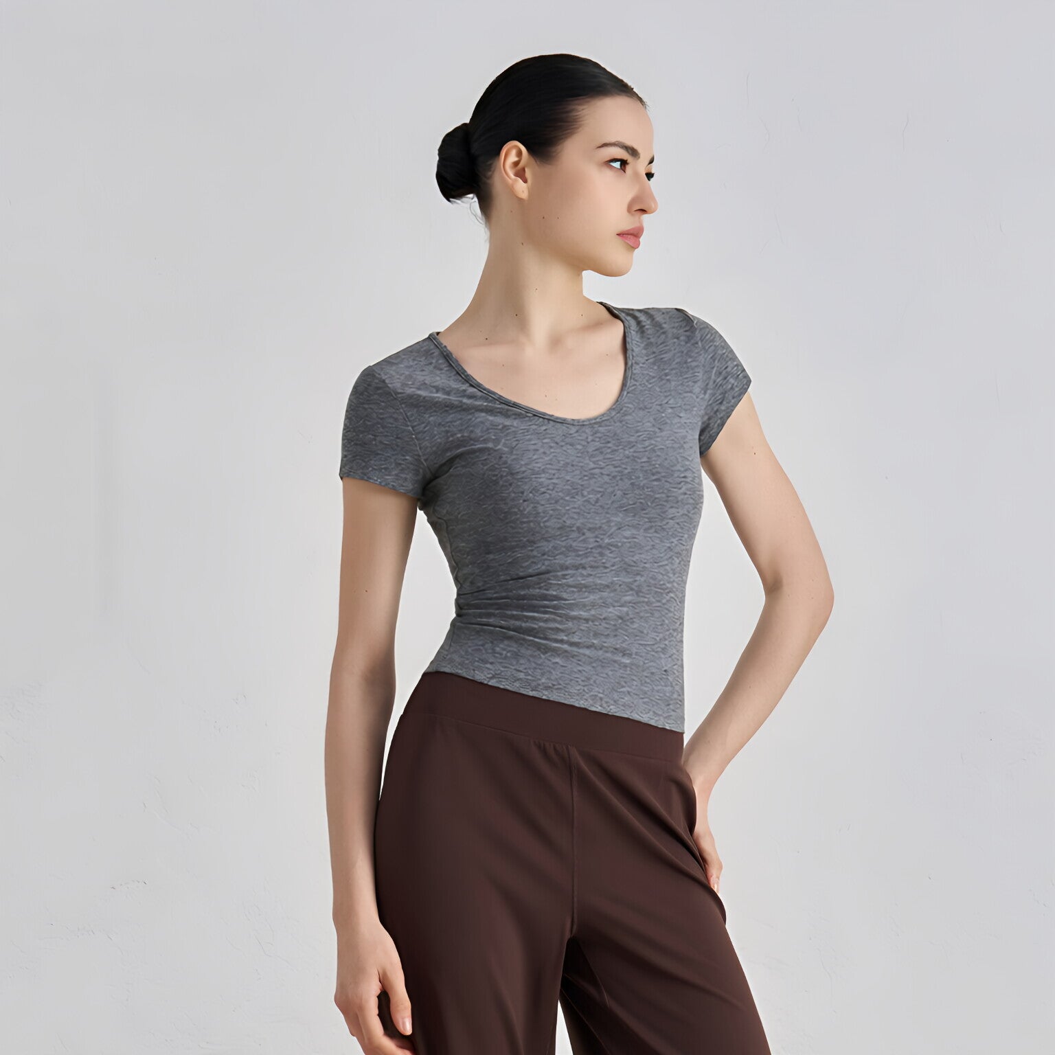 Women Sculpting Yoga Top Fitted Waist Short Sleeve Workout