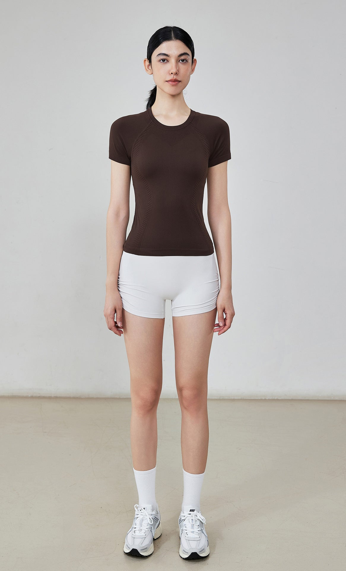 Women Seamless Yoga T-Shirt Quick Dry Breathable Round Neck Slimming