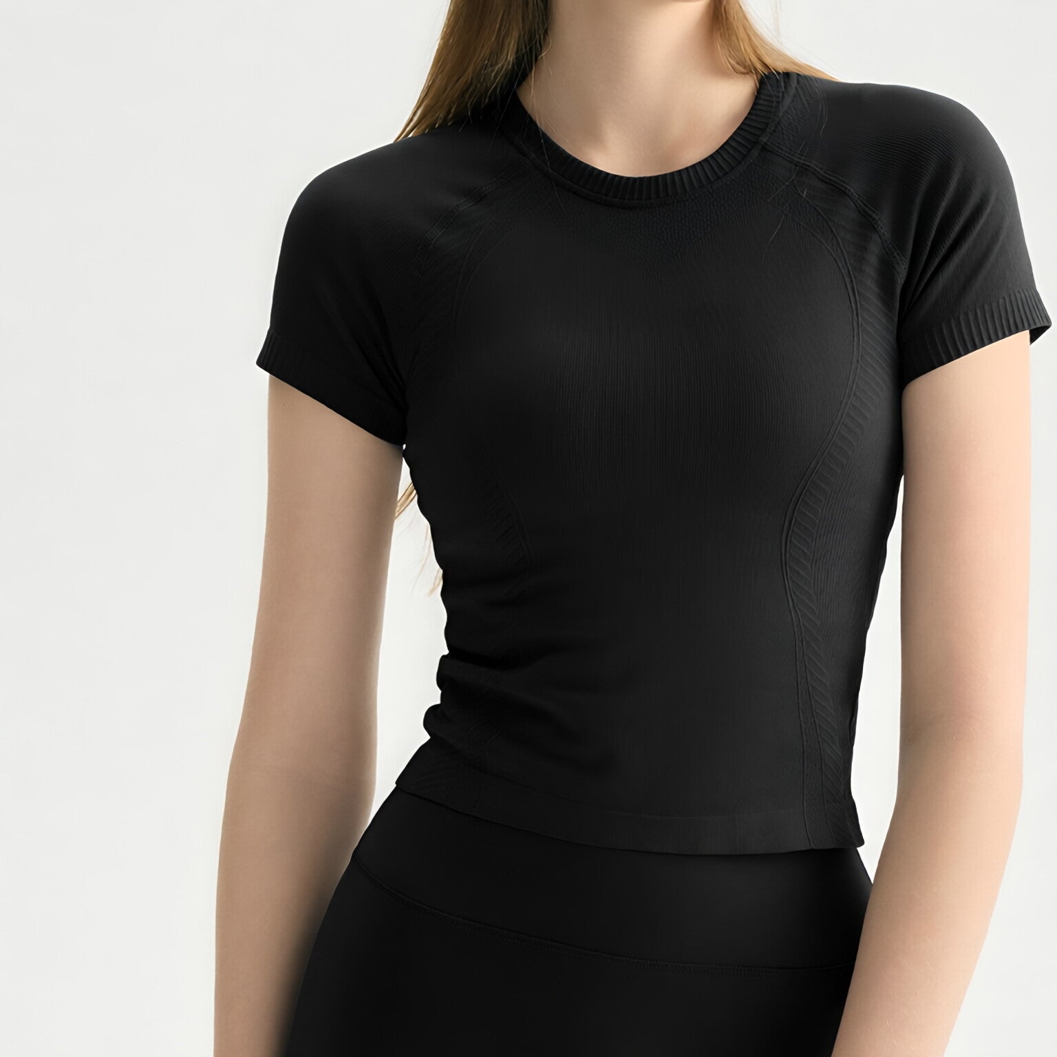 Women Seamless Yoga T-Shirt Quick Dry Breathable Round Neck Slimming